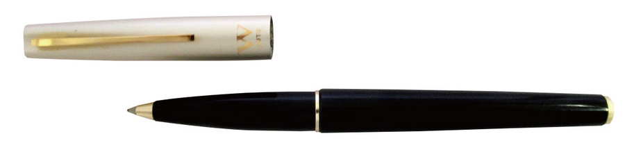 Ручка-роллер компании Ohto